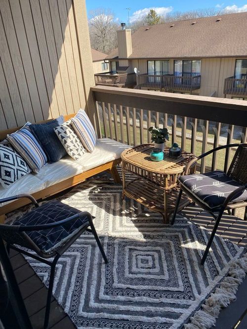 apt-6-55 Vail Colony, Fox Lake, IL, 60020-1124 | Card Image