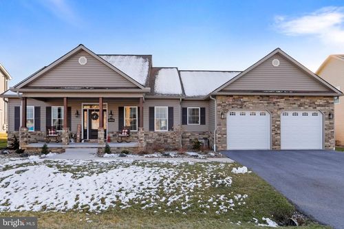 19115 Red Maple Dr, HAGERSTOWN, MD, 21742-2555 | Card Image