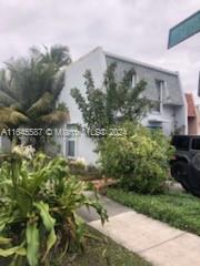 22nd Ct, North Miami, FL 33181