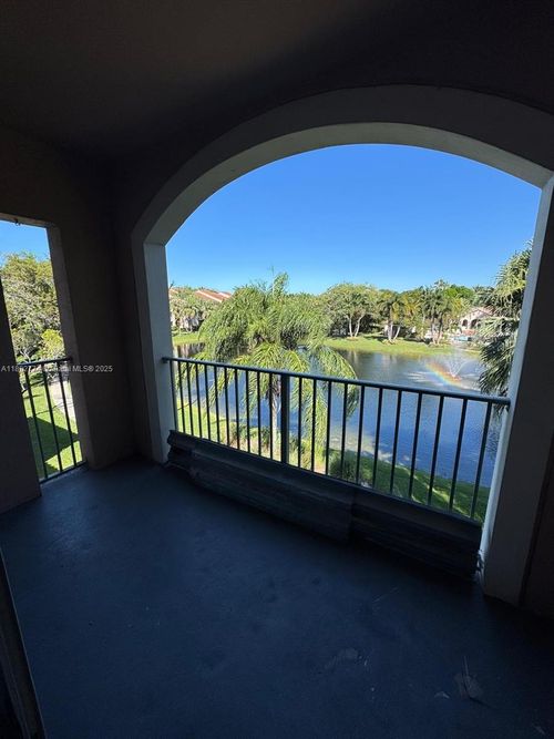 apt-304-12124 Saint Andrews Pl, Miramar, FL, 33025-0703 | Card Image