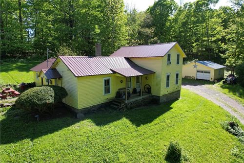 326 Park Hill Rd, Erin, NY, 14838-9768 | Card Image