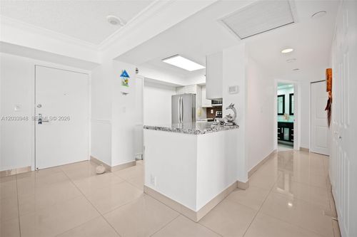 504-19101 Ne 36th Ct, Aventura, FL, 33180 | Card Image