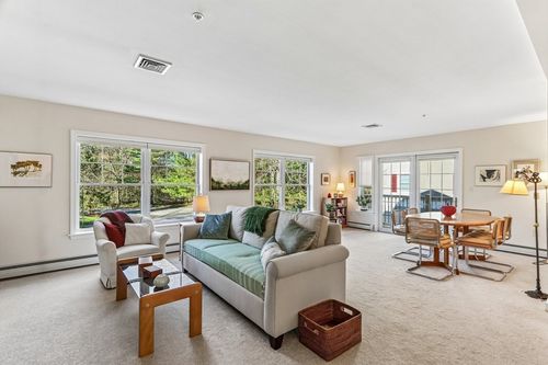 207-34 Meeting House Ln, Stow, MA, 01775-2139 | Card Image