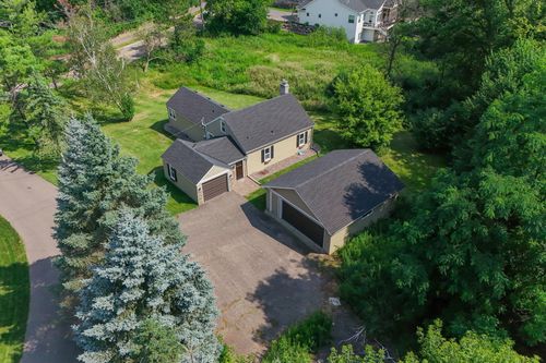1922 Oakland Rd, Minnetonka, MN, 55305-1727 | Card Image