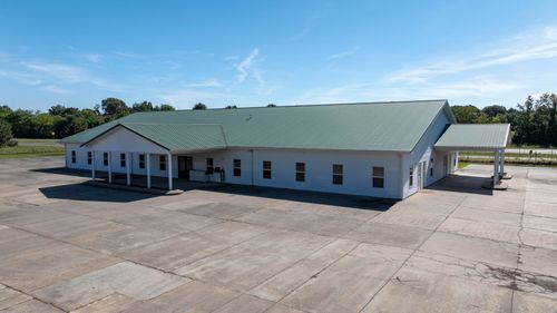 102 Caky Dr, Benton, KY, 42025-7592 | Card Image