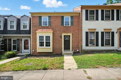 3886 Bradwater St, FAIRFAX, VA, 22031-3706 | Card Image