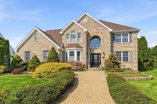 1907 Gary Rd, Stewartsville, NJ, 08886-3230 | Card Image