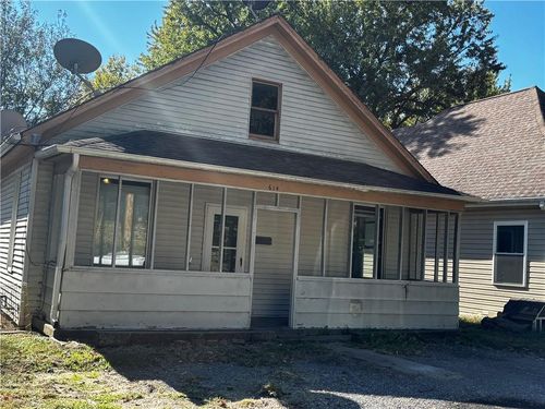614 Hardin St, Saint Joseph, MO, 64505-2046 | Card Image