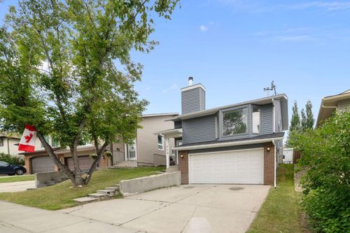 229 Macewan Glen Dr Nw, Calgary, AB, T3K2G5 | Card Image