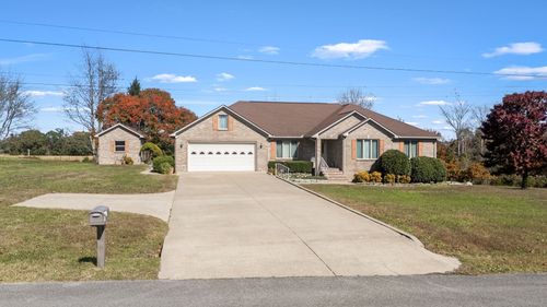 116 Ashton Cir, Fayetteville, TN, 37334-9272 | Card Image