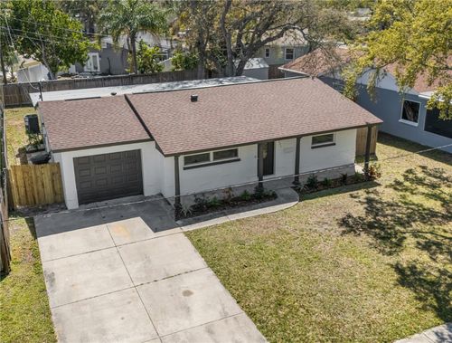 8201 Riverside Dr Ne, St Petersburg, FL, 33702-3801 | Card Image