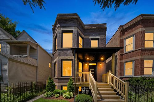 7018 Rhodes Ave, Chicago, IL, 60637-4618 | Card Image