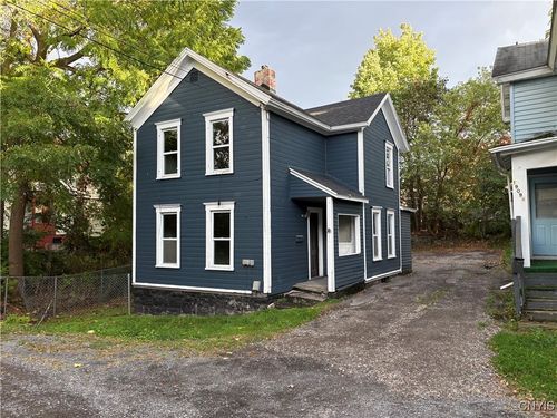 1907 W Genesee St, Syracuse, NY, 13204-1813 | Card Image