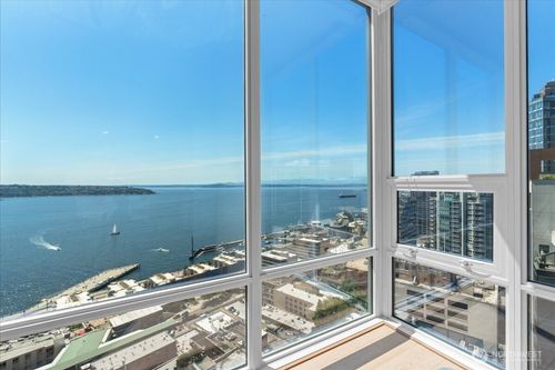 2507-121 Stewart St, Seattle, WA, 98101-1138 | Card Image