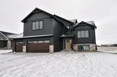 348 Highlands Ave, Zumbrota, MN, 55992-2804 | Card Image