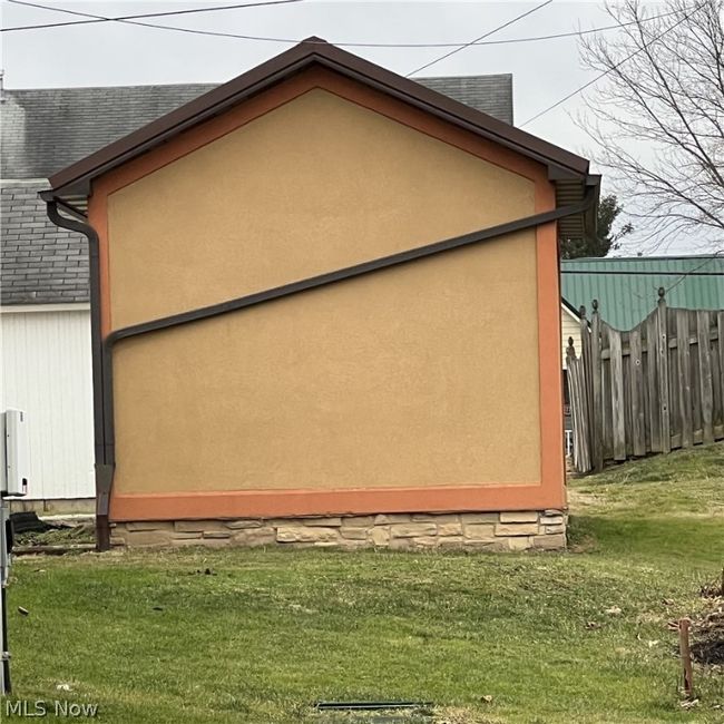 175 East Street, Sold in Lore City Zoocasa