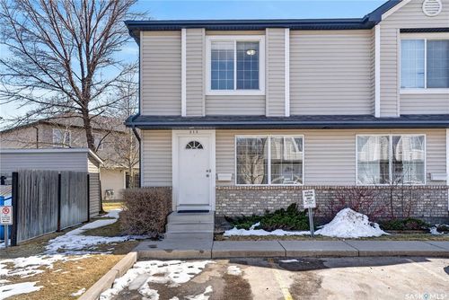 213-670 Kenderdine Rd, Saskatoon, SK, S7N4W2 | Card Image