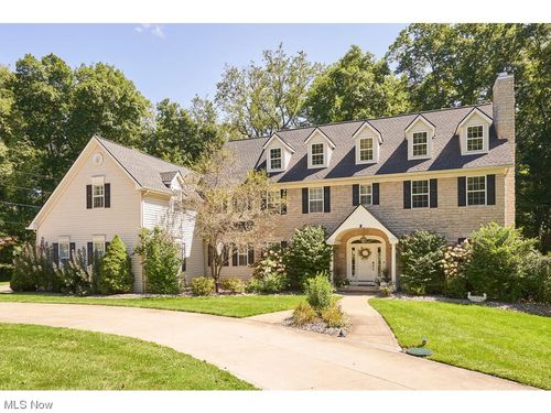 235 N Hametown Road, Bath, OH, 44333 | Card Image