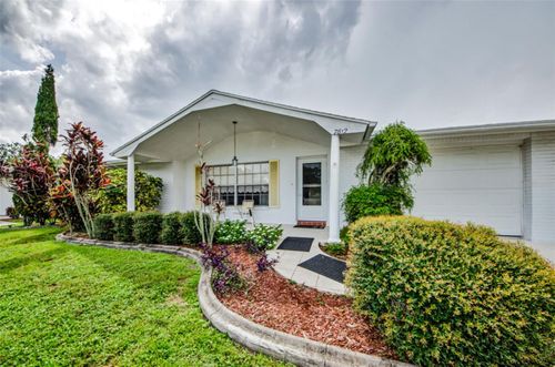 7812 Cherrytree Ln, NEW PORT RICHEY, FL, 34653-2109 | Card Image