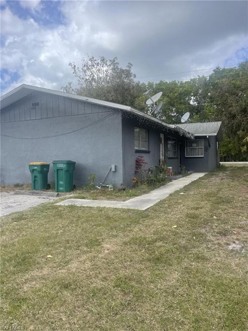 1089 Highlands Dr, Naples, FL, 34103-2323 | Card Image