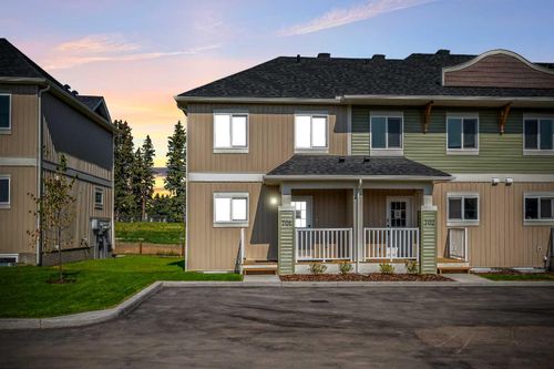 901 Clover Rd, Carstairs, AB, T0M0N0 | Card Image