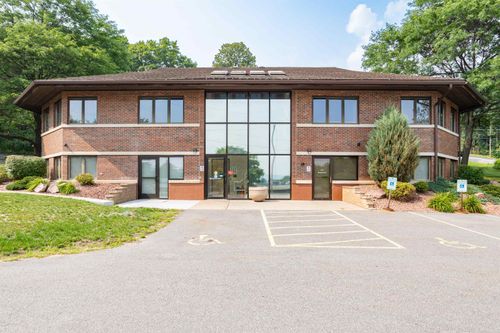 520 N 28th Ave, Wausau, WI, 54401-4101 | Card Image