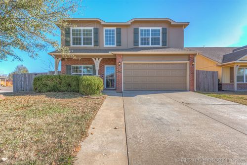 10749 N 153rd East Ave, Owasso, OK, 74055-6387 | Card Image