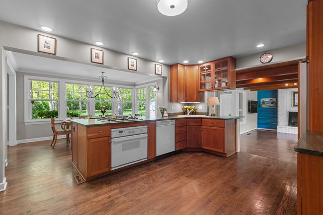 710 Longwood Dr, House other with 4 bedrooms, 3 bathrooms and 2 parking in Lake Forest IL | Image 10