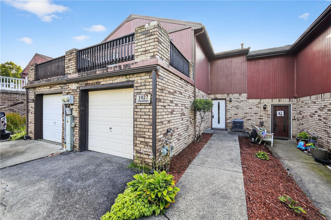 1027 Cranston Dr, Sold in Greensburg - eXp Realty