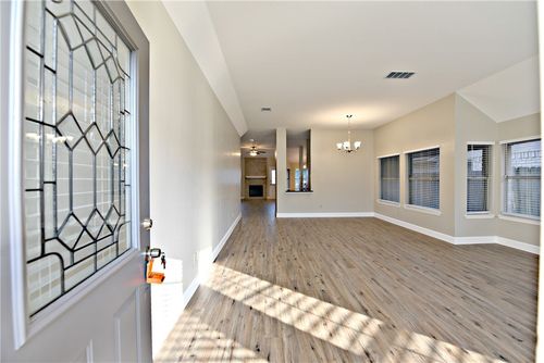 8501 Priest River Dr, Round Rock, TX, 78681-3530 | Card Image