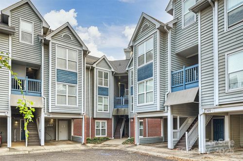 3f-509 N Graham St, Charlotte, NC, 28202-1495 | Card Image