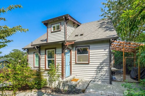 9744 49th Ave S, Seattle, WA, 98118-5608 | Card Image