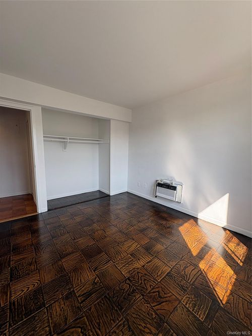 apt-5k-101 Highland Ave, Yonkers, NY, 10705-1286 | Card Image