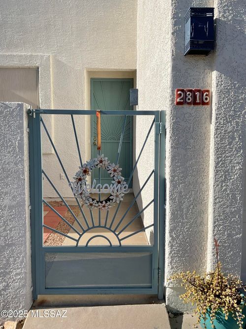 2816 S Stacy Drive, Tucson, AZ, 85713 | Card Image