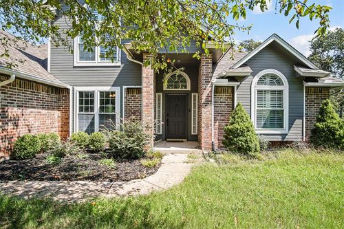 7900 Double Springs Dr, Oklahoma City, OK, 73150-8323 | Card Image