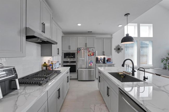 29646 Blooming Grove Way, House other with 4 bedrooms, 3 bathrooms and 2 parking in Fulshear TX | Image 11