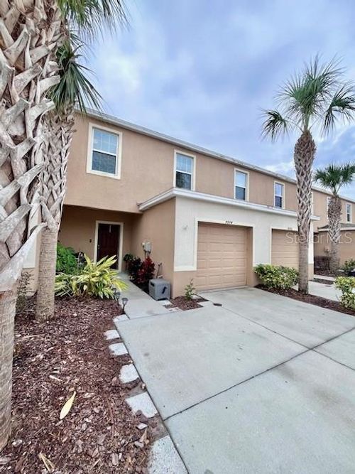 9974 Hound Chase Dr, Gibsonton, FL, 33534-5422 | Card Image