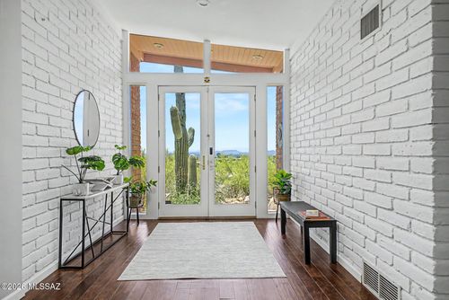 5965 N Placita Esquina, Tucson, AZ, 85718-3710 | Card Image