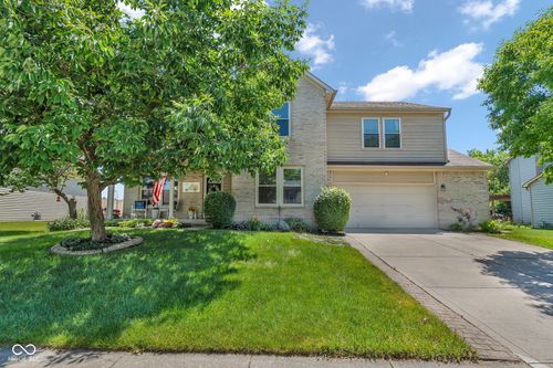 2905 Shadow Lake Drive, Indianapolis, IN, 46217 | Card Image