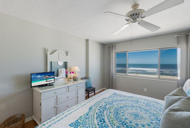 UNIT-204 - 5300 Gulf Dr, Condo with 2 bedrooms, 2 bathrooms and null parking in Holmes Beach FL | Image 30