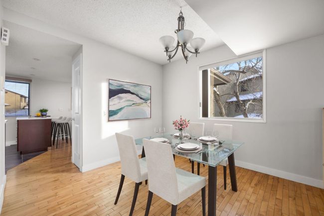 58 Glamis Gardens Sw, Home with 2 bedrooms, 2 bathrooms and 4 parking in Calgary AB | Image 13