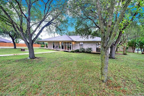 605 N &amp; 630 N Graytown, St Hedwig, TX, 78152 | Card Image