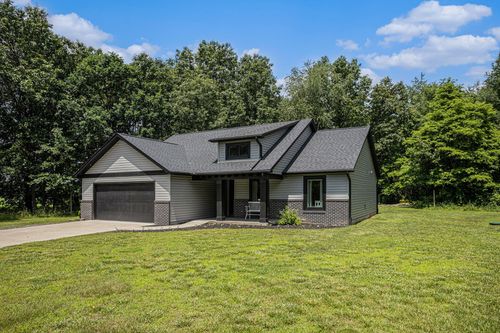 68598 Vistula Rd, White Pigeon, MI, 49099-9120 | Card Image