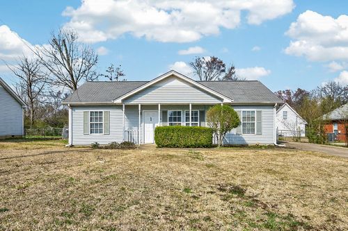 104 Riverwood Dr, LA VERGNE, TN, 37086-2028 | Card Image