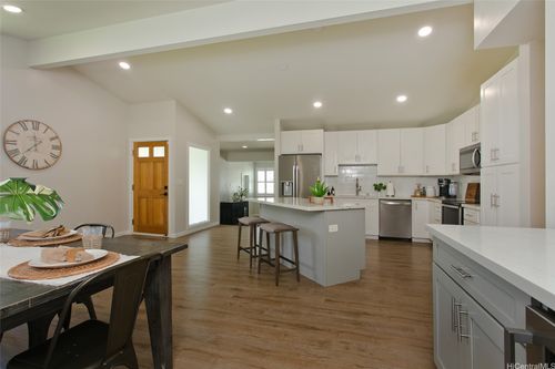 45-554 Keneke Pl, Kaneohe, HI, 96744-3420 | Card Image