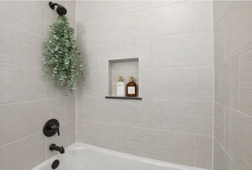 511 W 27th Ave, Spokane, WA, 99203-1855 | Card Image