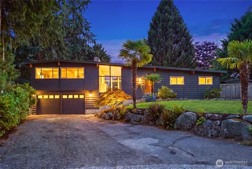22022 78th Pl W, Edmonds, WA, 98026-7934 | Card Image