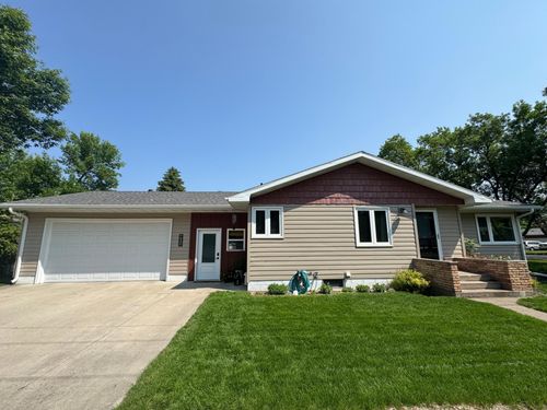 401 5th St Ne, Barnesville, MN, 56514-3306 | Card Image