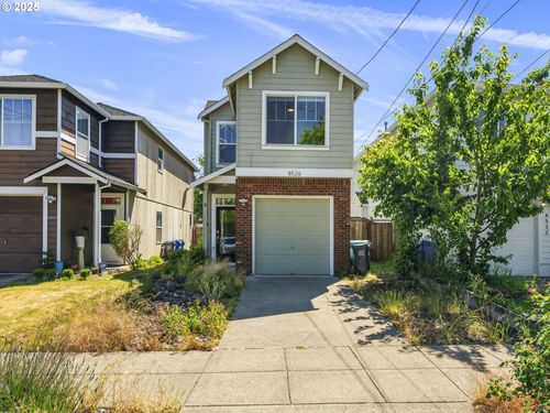 8526 N Haven Ave, Portland, OR, 97203-3422 | Card Image