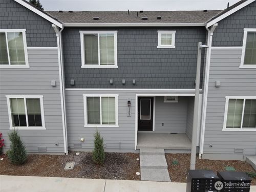 1205 E 53rd St, Tacoma, WA, 98404-2726 | Card Image